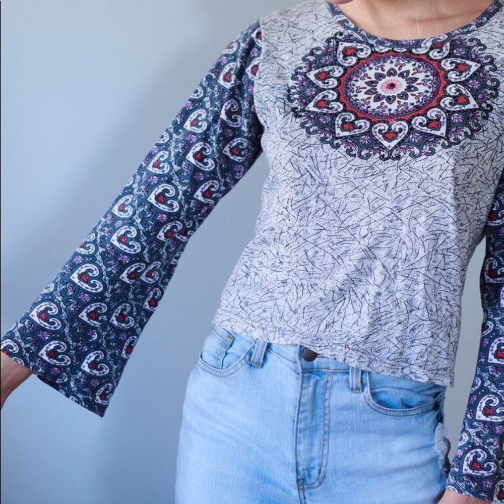 Mandala bell sleeved top